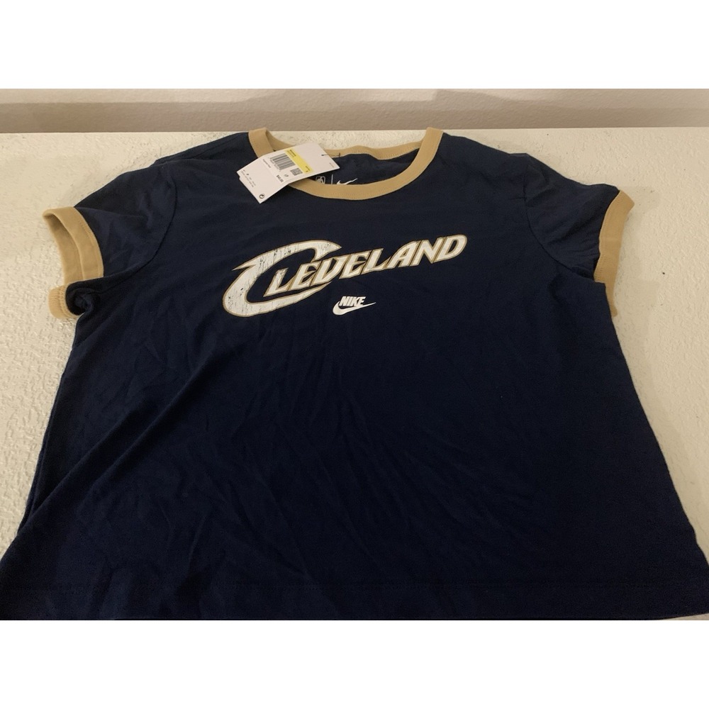 Women's NBA Cleveland Cavaliers Short Sleeve T-Shirt Blue size Small Nike NEW!